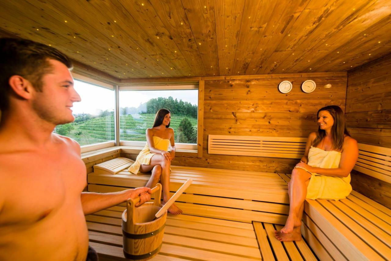 Weingut-Wohlfuehlzimmer Adam-Lieleg Leutschach Extérieur photo